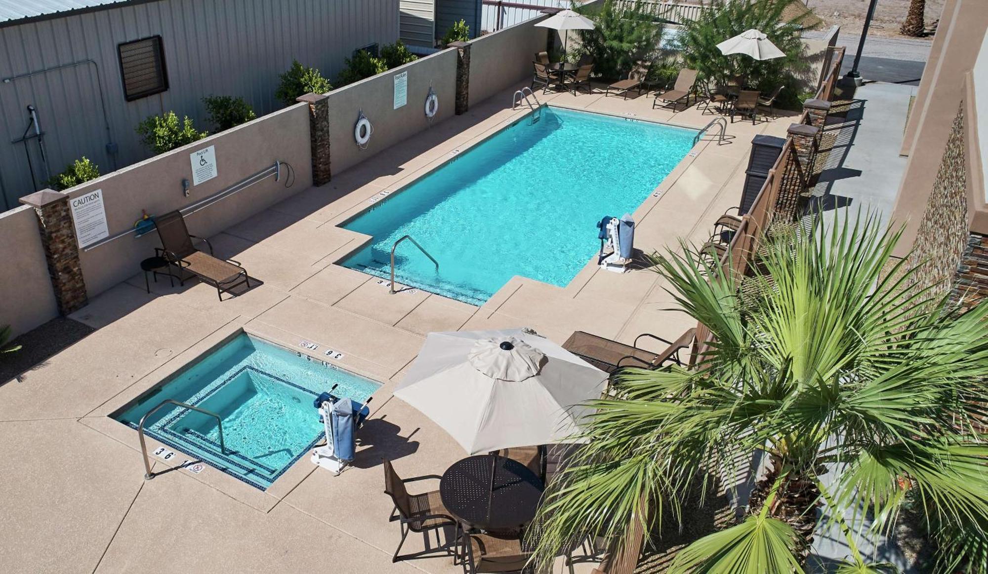 Hampton Inn Parker, Az Екстер'єр фото